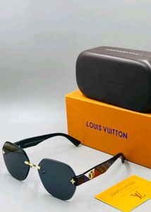 BRAND~LOUIS VUITTON ~🔥👉*FOR HER 👧 * WD BOX