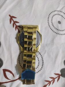 Analog Golden Watch
