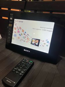 Sony S-Frame Digital Photo Fram