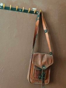 Vintage Leather Crossbody Bag 2 years old