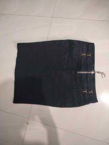 Chic Black Mini  pencil Skirt