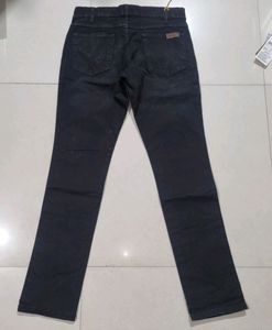 Trendy Men's Wrangler Jeans