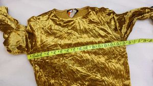 Gold Velvet Long Sleeve top 34 to 36