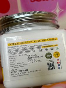 De-Tan Scrub For Face