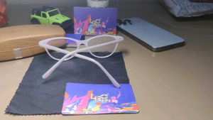 Stylish Light Pink Cat-Eye Eyeglasses