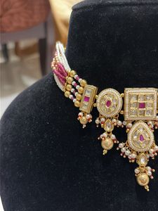 Elegant Gold Plated Kundan Necklace Set