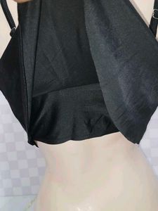 (400)Black Ruffle Tank Top