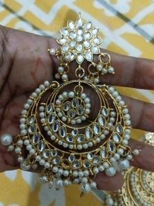 Exquisite Kundan Pearl Jhumka Earrings