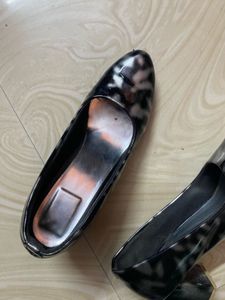 Black &amp; Silver Pumps