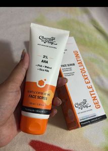 Gentle Exfoliating Face Scrub