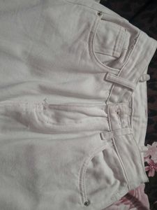 Stylish White Wide-Leg Jeans