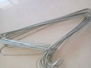 Lot of 20 Metal Hangers