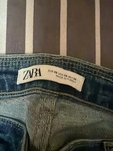Zara Blue Distressed Denim Jeans