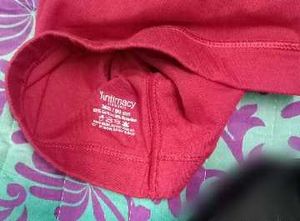 pink sports bra