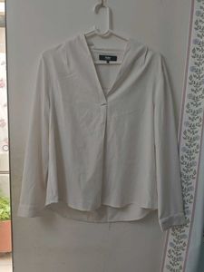 Elegant White V-Neck Blouse