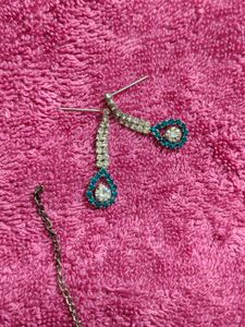 Elegant Blue &amp; Diamond Jewellery Set