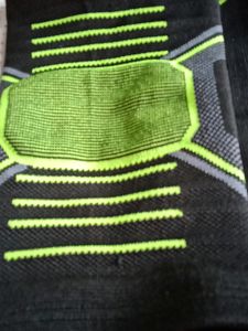Compression knee support