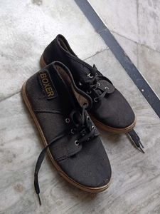 Men's White &amp; Black Athletic Shoes