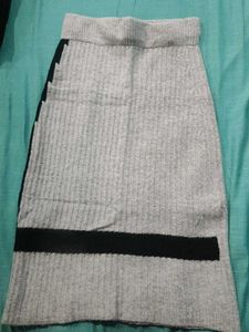 Gray Knit Skirt