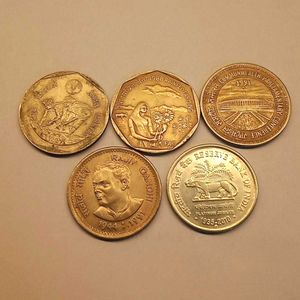 Small Set Of 1 Rupee Commemorative Coins