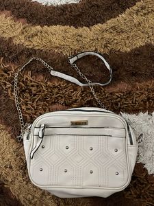 Chic White Crossbody Bag with Silver Chain