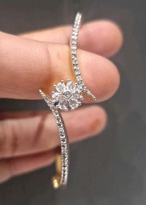 Elegant Flower Cubic Zirconia Bangle
