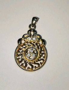 Neck pendant large stone metal design branded