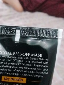 Globus Naturals Charcoal Peel-Off Mask