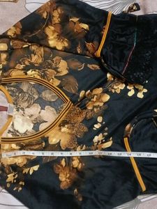 Elegant Floral Print abaya