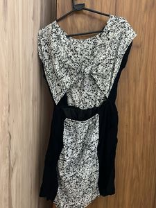 Backless Stylish Black &amp; White Printed Dress