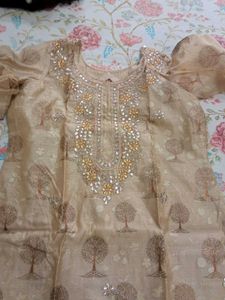 Elegant Embellished Beige Kurta