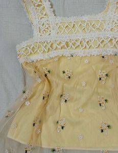 Chic Yellow Embroidered top