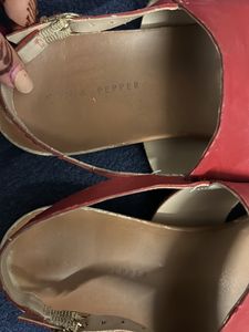 Lemon &amp; Pepper Red Colour Flat Sandals