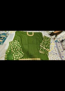 Green unstitched suite