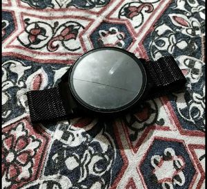Stylish Black Mesh Strap Watch