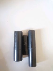 foundation and contouring stick combo