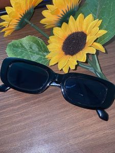 black and white sunglasses
