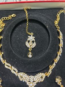Exquisite Gold-Toned Indian Jewelry Set