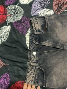 Wide Leg Wash Jeans