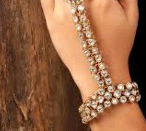 Combo White Diamond Earcuff 1 &amp; WHITE STONE STUDDED RING BRACLET FOR ONE HAND 1