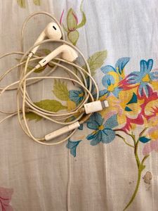 Apple Wired EarPods (only Left Working)