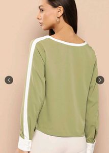 Stylish Green &amp; White Colorblock Top