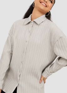 Textured Collared Long Sleeve Shirt
