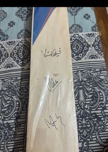 2 Oppo Cricket Autographed Bat Unused
