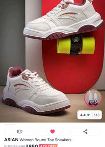 Stylish White &amp; Maroon Sneakers