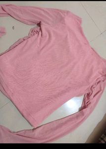 🩷Pink Long Sleeve Top