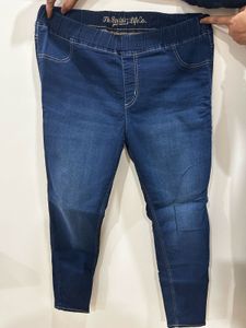 Comfortable Blue Denim Jeans