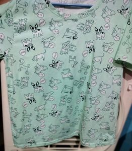 Trendy Modern T - Shirt