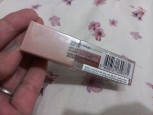 Maybelline lip gloss