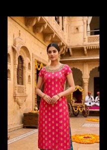Elegant Pink Kurta with Golden Motifs